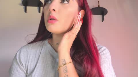 Lilly  online show from 01-18-25, 09:02