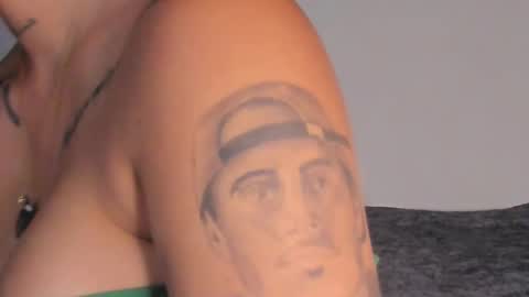 Lilly  online show from 10-24-25, 07:21