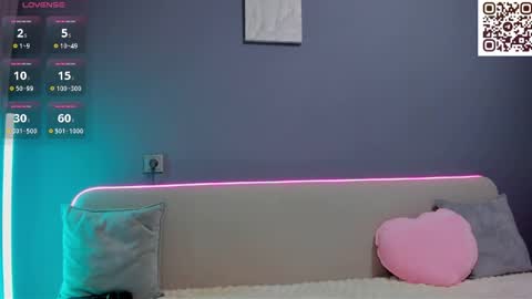 Ana online show from 03-18-26, 01:09