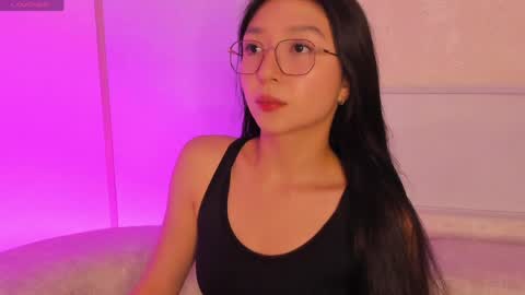 Snapshot of sydney_miller_ chatting on 05-31-26, 01:40 Sydney online show from 05-31-26, 01:40