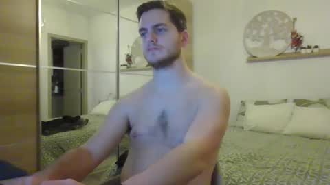 syl092 online show from 12-10-24, 07:43