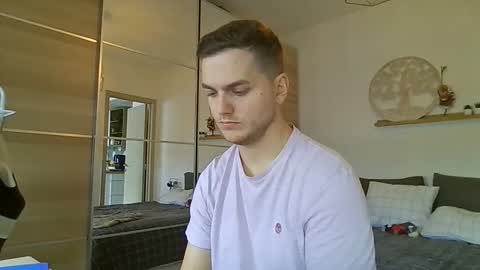 syl092 online show from 12-01-25, 10:42