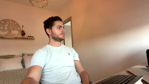 syl092 online show from 01-19-26, 01:15