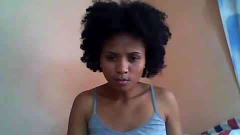 Snapshot of sylvaniah01 chatting on 06-17-26, 01:01 sylvaniah01 online show from 06-17-26, 01:01