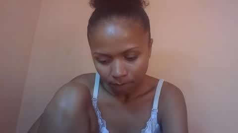 Snapshot of sylvaniah01 chatting on 07-05-26, 05:47 sylvaniah01 online show from 07-05-26, 05:47