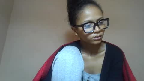 Snapshot of sylvaniah01 chatting on 07-17-26, 06:31 sylvaniah01 online show from 07-17-26, 06:31