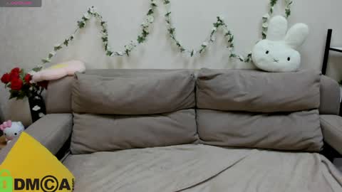 Sylvia online show from 03-20-26, 01:10