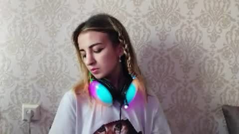 Emily online show from 07-20-26, 10:39
