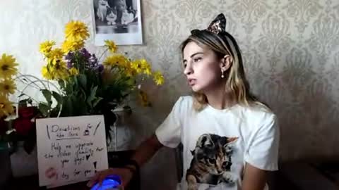 Emily online show from 07-28-26, 03:21