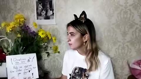 Emily online show from 07-28-26, 06:20