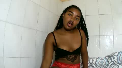 sylviasexy27 online show from 02-22-25, 09:01