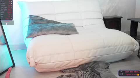 Sylvie online show from 02-20-26, 06:26