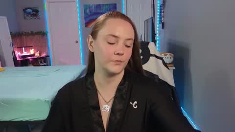Snapshot of syndica chatting on 07-26-26, 10:38 Jennah online show from 07-26-26, 10:38