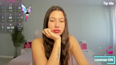 Mila online show from 10-21-25, 02:12