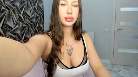 Mila online show from 12-20-25, 02:40