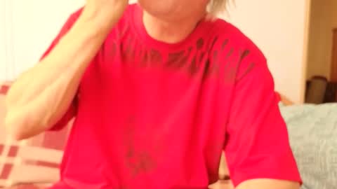 Snapshot of szaszinno6669068 chatting on 10-14-25, 12:28 szaszinno6669068 online show from 10-14-25, 12:28