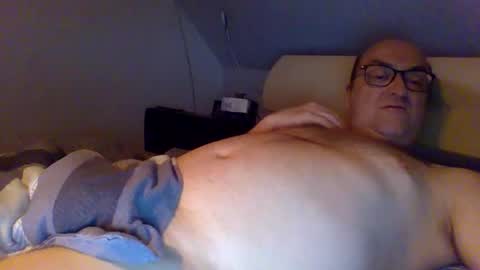 Snapshot of t0815 chatting on 03-15-26, 08:04 t0815 online show from 03-15-26, 08:04