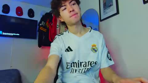 TONER online show from 09-26-25, 02:37