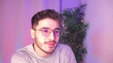 t0ny_wylie online show from 05-05-26, 01:24