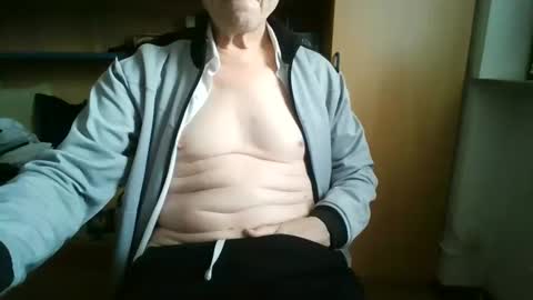 t5519t online show from 10-23-25, 03:44