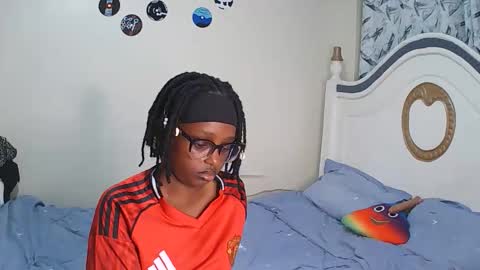 Snapshot of t_okyo chatting on 11-13-25, 05:34 TOKYO online show from 11-13-25, 05:34