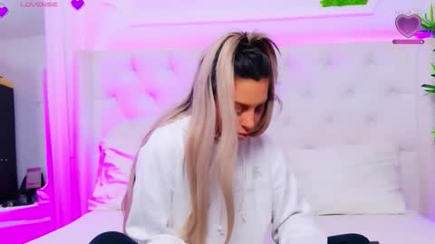 Arianna online show from 02-24-26, 01:31