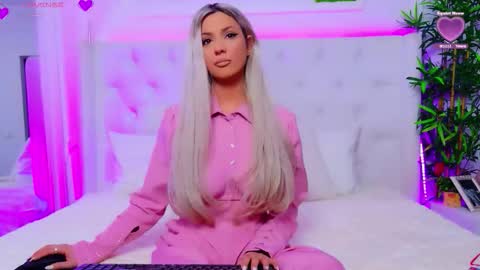 Arianna online show from 03-04-26, 01:28