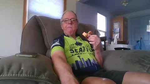 Snapshot of tacrunner66_ chatting on 04-18-26, 07:29 tacrunner66_ online show from 04-18-26, 07:29