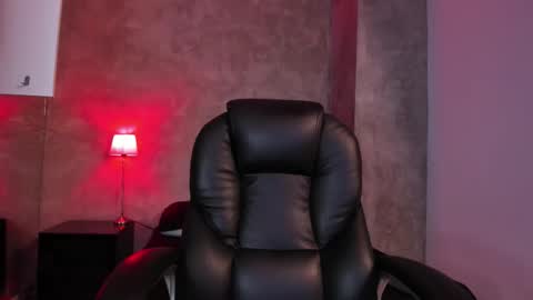 tadeo_vega online show from 12-21-25, 11:28