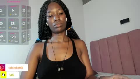 Snapshot of tahira_21 chatting on 06-03-26, 06:24 Tahira online show from 06-03-26, 06:24