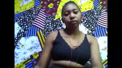 tahiriniah online show from 10-18-25, 03:31