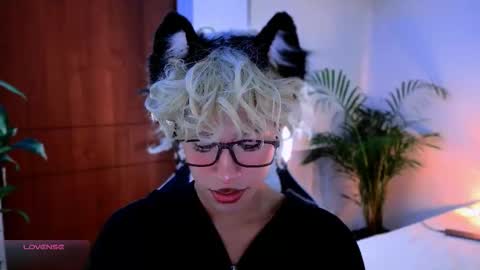 taichi online show from 10-10-25, 08:35