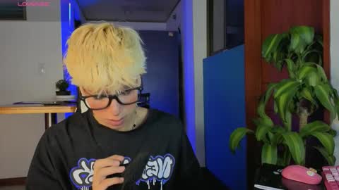 taichi online show from 02-12-26, 11:16