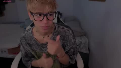 taichi online show from 03-04-26, 05:41