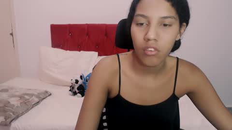 Tainara online show from 10-13-25, 07:14