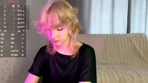 Tessa online show from 04-24-26, 12:07