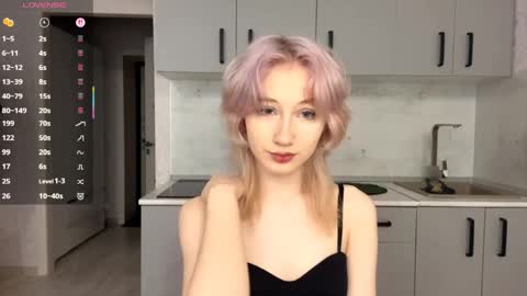 Tessa online show from 05-14-26, 11:06