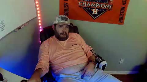 TaintNuzzler online show from 01-14-25, 10:12