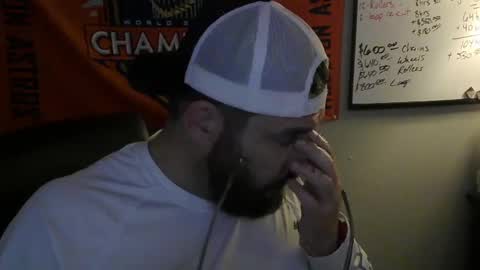 TaintNuzzler online show from 10-13-25, 10:37