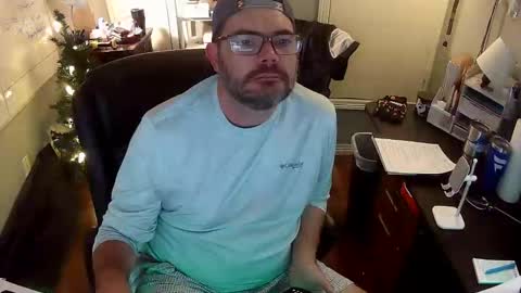 TaintNuzzler online show from 12-13-25, 11:54