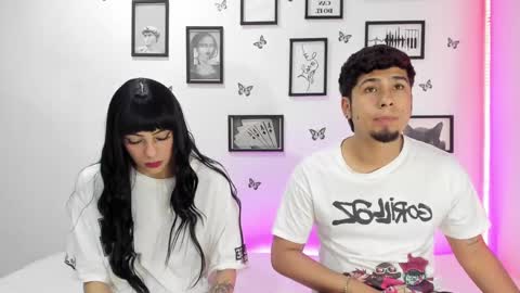 Snapshot of tainy_n_harley chatting on 01-08-25, 04:12 Liam and Juli online show from 01-08-25, 04:12