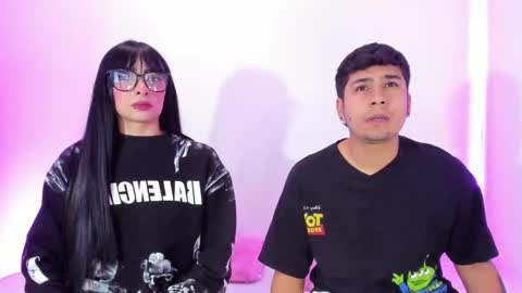 Snapshot of tainy_n_harley chatting on 10-04-25, 04:10 Liam and Juli online show from 10-04-25, 04:10