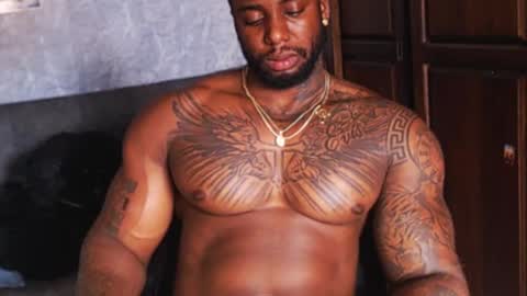 Tairon Tucke online show from 12-18-24, 05:52