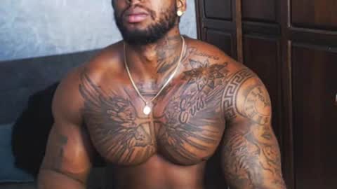 Tairon Tucke online show from 12-19-24, 03:51