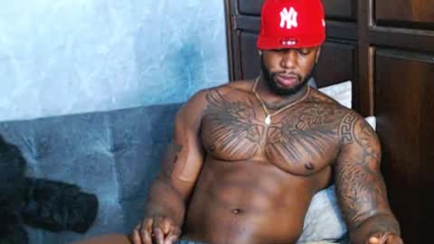 Tairon Tucke online show from 12-27-24, 06:14