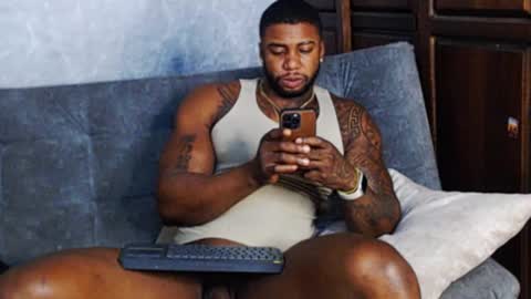 Tairon Tucke online show from 01-14-25, 08:52