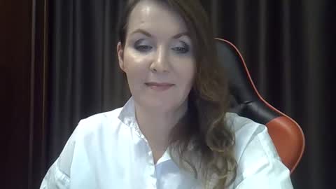 taisialucky77 online show from 11-19-25, 05:24