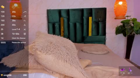 Taissa online show from 12-20-24, 12:30