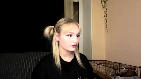 Snapshot of taitebinner chatting on 03-21-26, 06:00 Mia online show from 03-21-26, 06:00