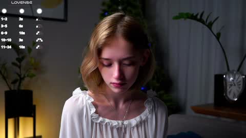 Mia online show from 01-20-25, 02:11